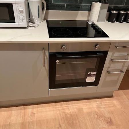 009- Studio Apartment In Ealing F5 외부 사진