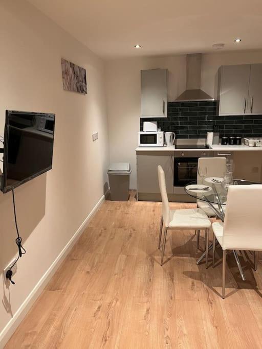 009- Studio Apartment In Ealing F5 외부 사진