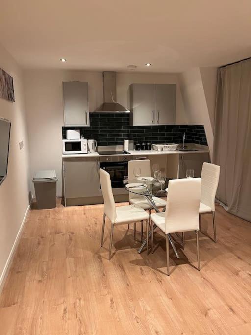009- Studio Apartment In Ealing F5 외부 사진